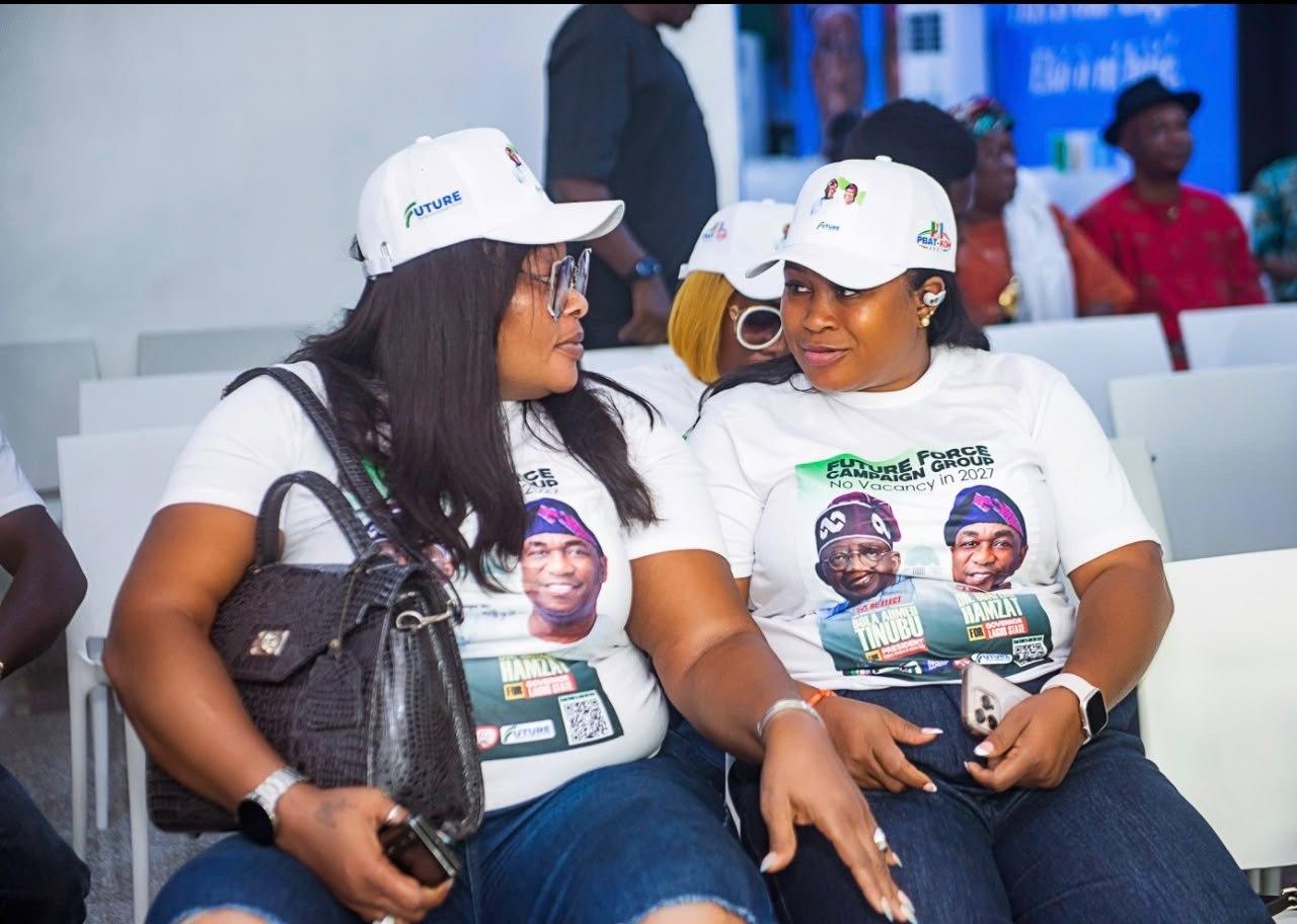 Women community leaders meeting with the campaign team